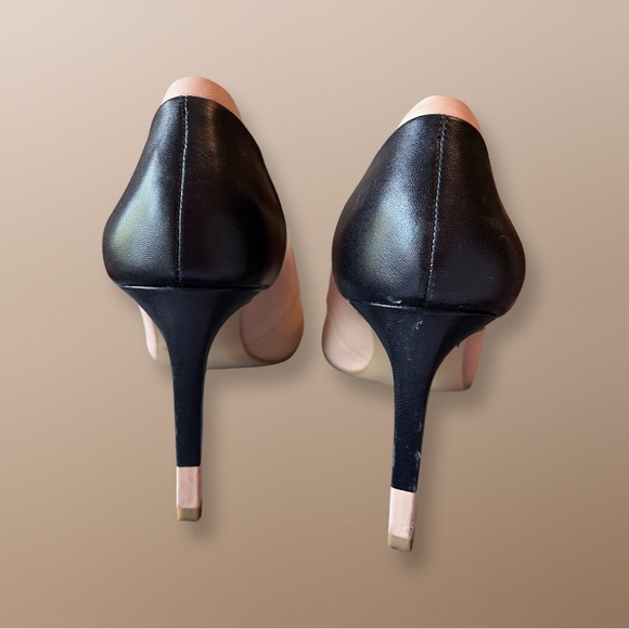 Ann Taylor pointy toe heels - Picture 2 of 6